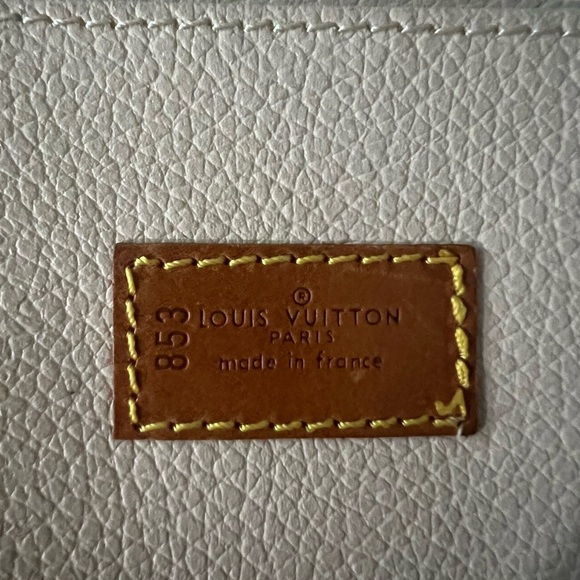 Louis Vuitton Sirius 55 - Picture 6 of 13